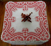 Spitzendecke mit Klöppel von oben